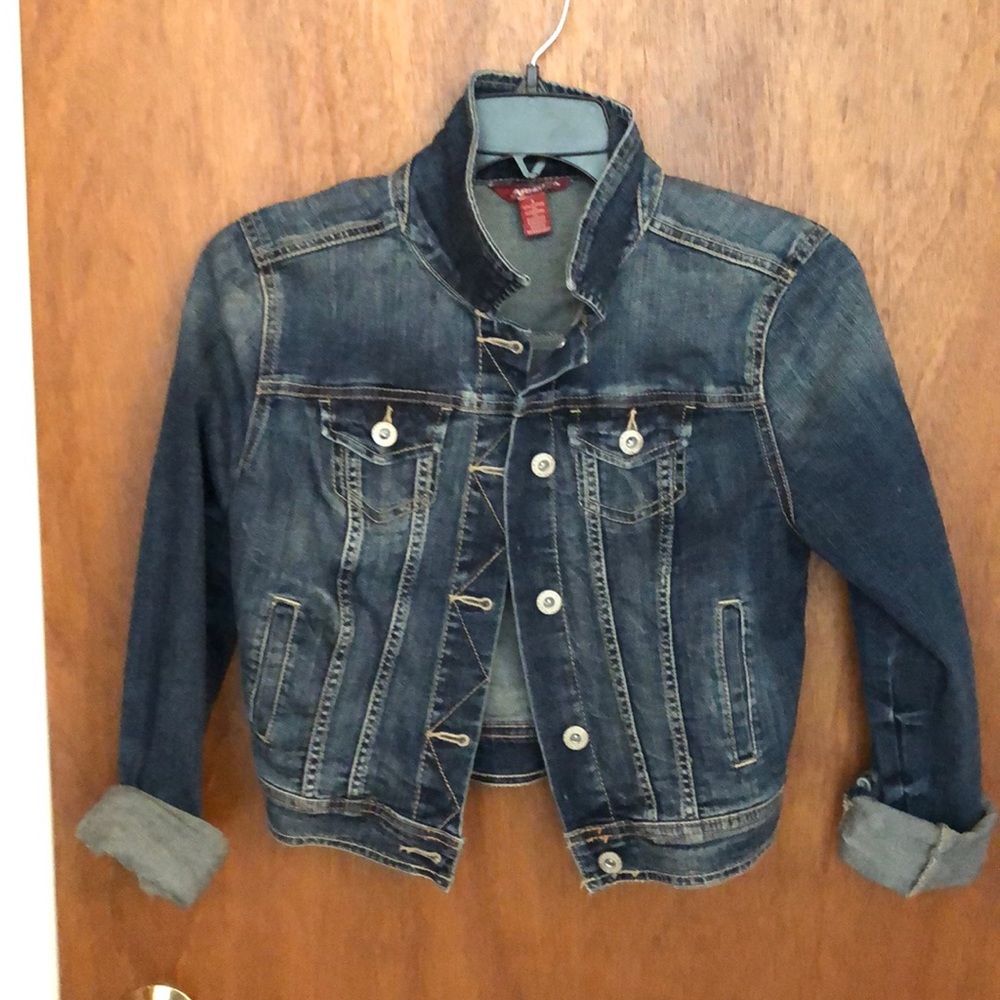 Crop Jean Jacket Size Small